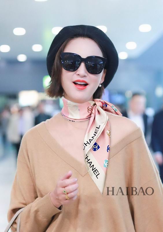 Chanel silk scarf 90X90cm E06 (8)
